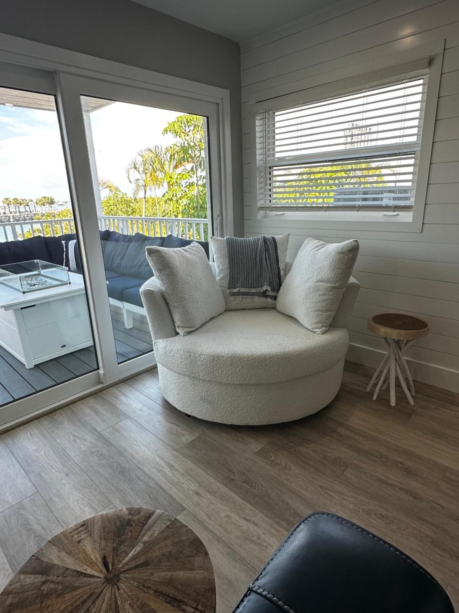 אפרטהוטל אנגלווד Chadwick Cove Marina מראה חיצוני תמונה